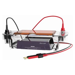 vízszintes elektroforézis cellával, kék fényű megvilágítóval